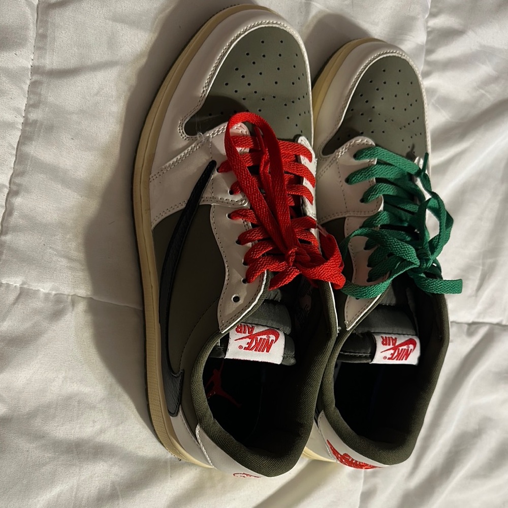 Air Jordan Travis Scott